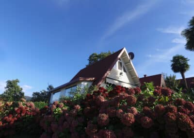 Die Grundform der Häuser ist immer gleich, die Ausgestaltung von Haus und Garten wird individuell vorgenommen