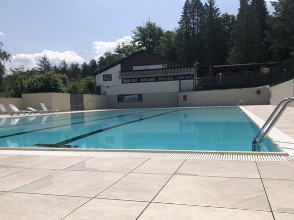 Schwimmerbereich im Freibad
